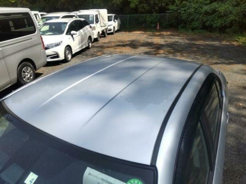 COROLLA AXIO