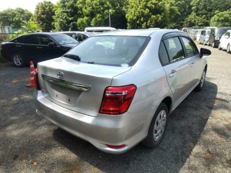 COROLLA AXIO