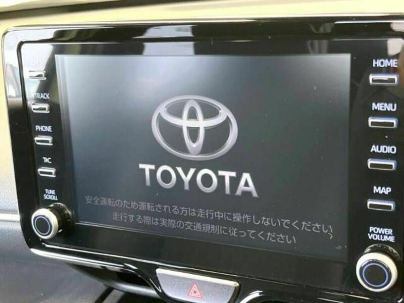 YARIS CROSS