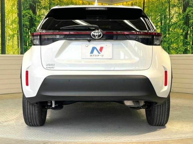 YARIS CROSS
