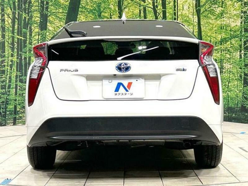 PRIUS-15