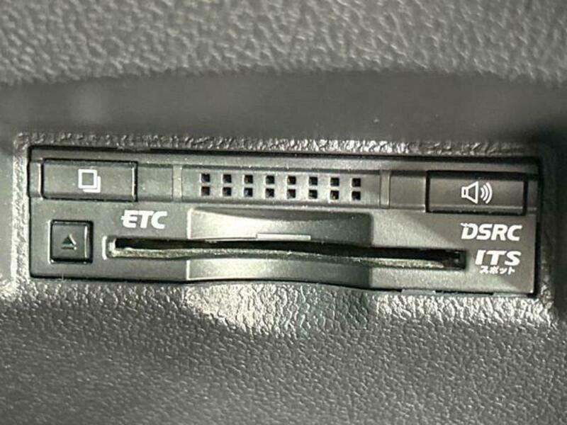 PRIUS-6