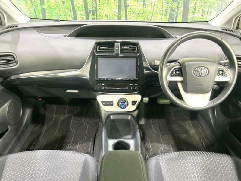 PRIUS-1