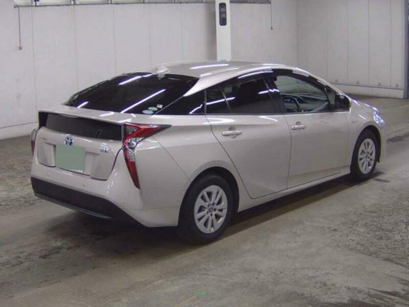 PRIUS-5