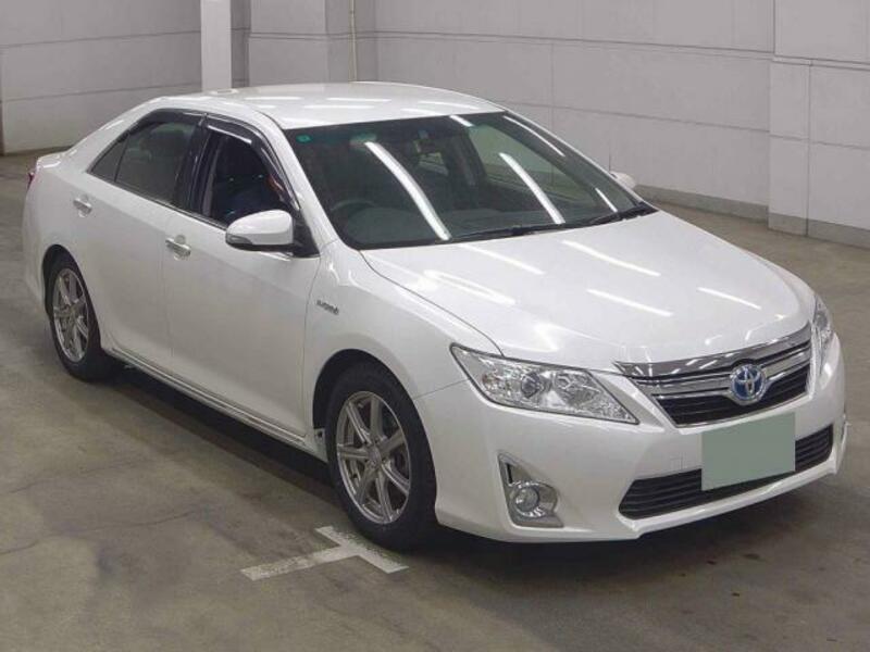 TOYOTA CAMRY