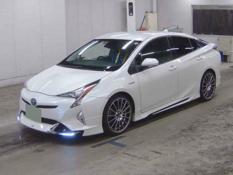 PRIUS-4