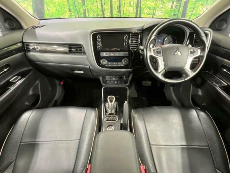 OUTLANDER PHEV