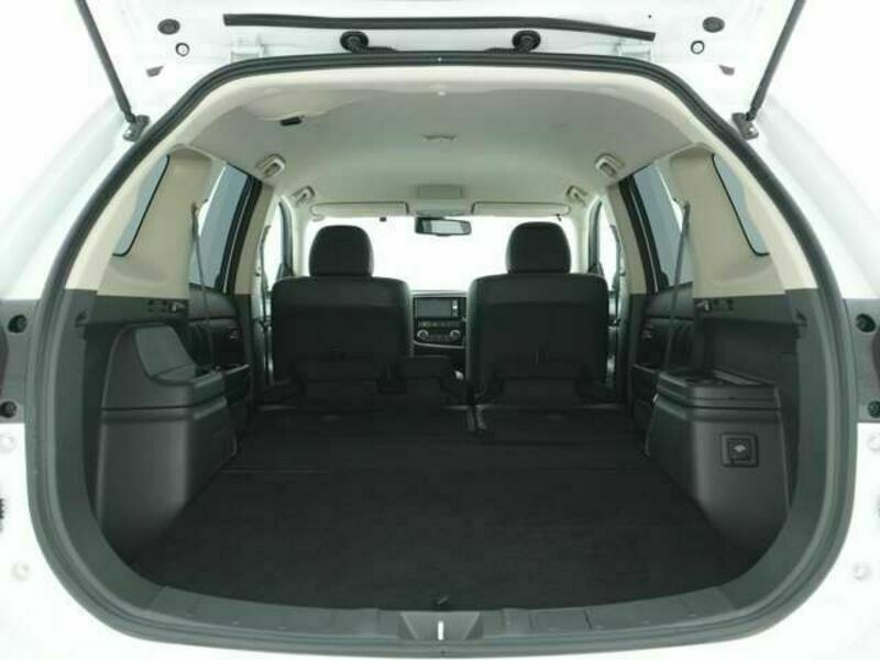 OUTLANDER PHEV