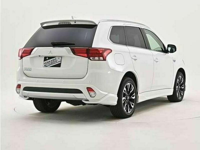 OUTLANDER PHEV