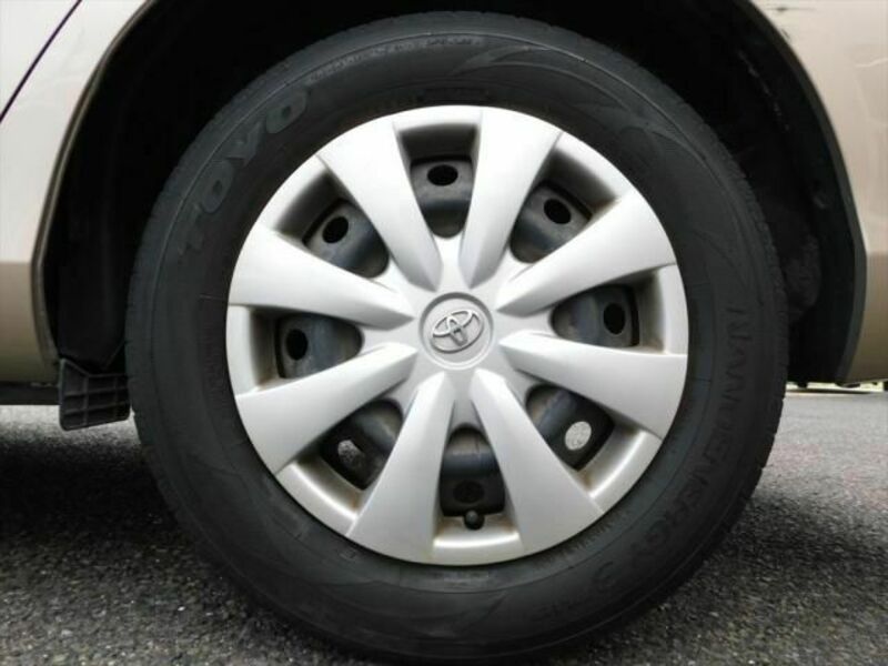 COROLLA AXIO