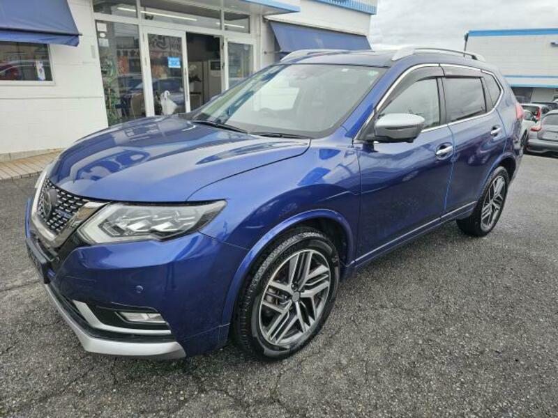 X-TRAIL