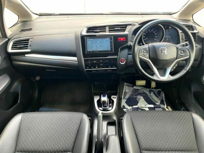 FIT HYBRID-1