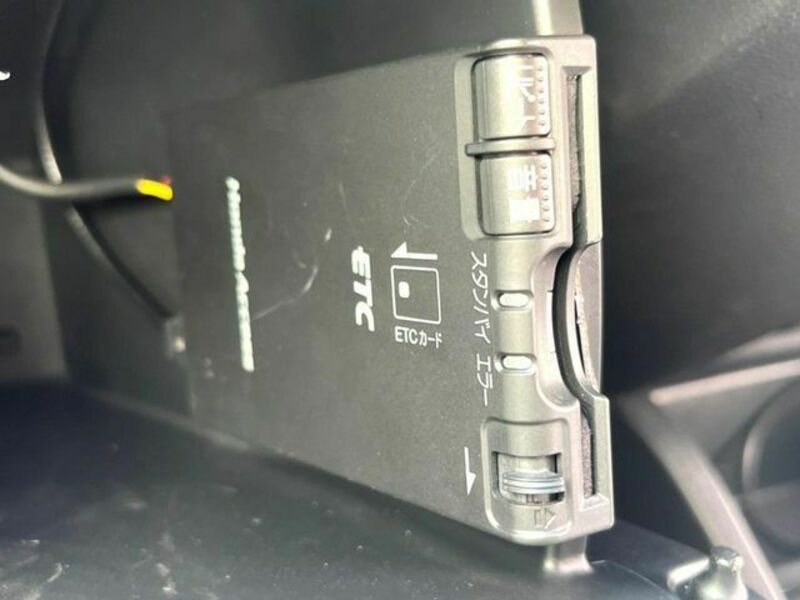 FIT HYBRID-5