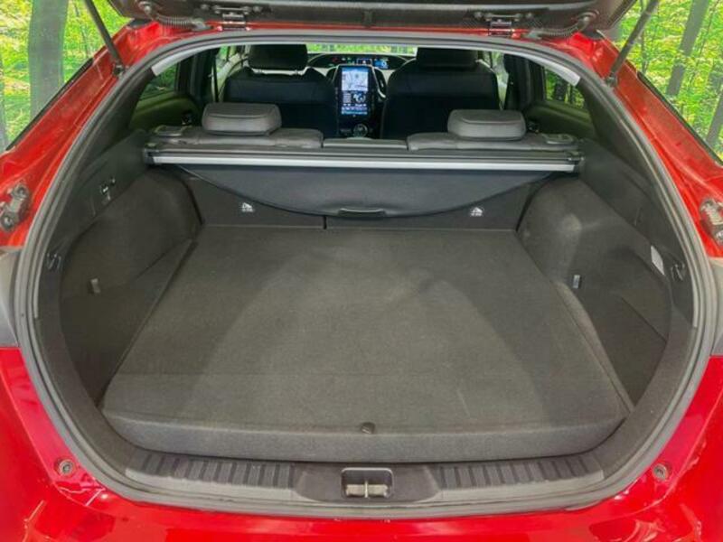 PRIUS PHV