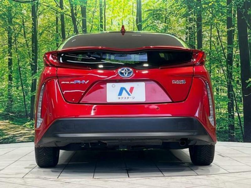 PRIUS PHV
