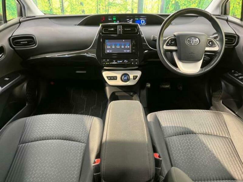 PRIUS-1