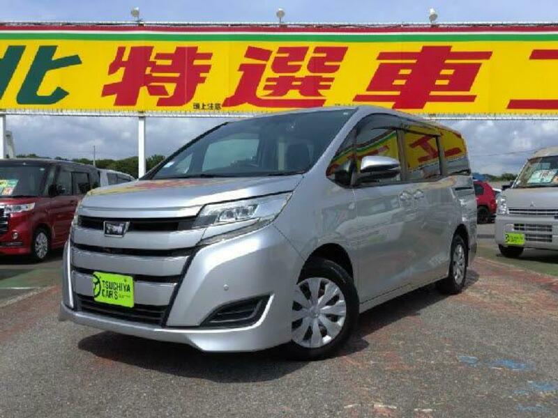 TOYOTA NOAH
