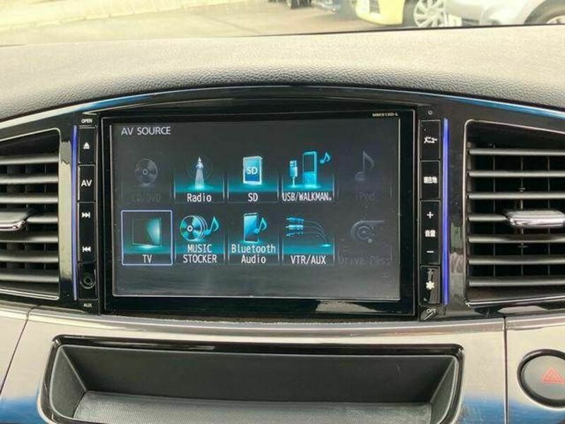ELGRAND-10