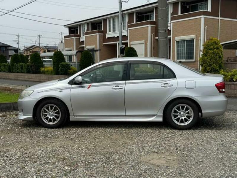 COROLLA AXIO