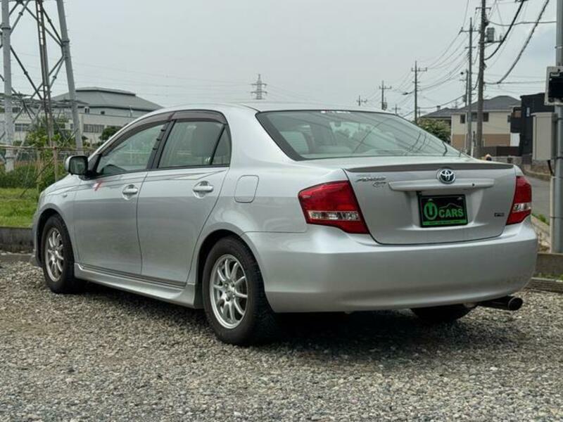 COROLLA AXIO