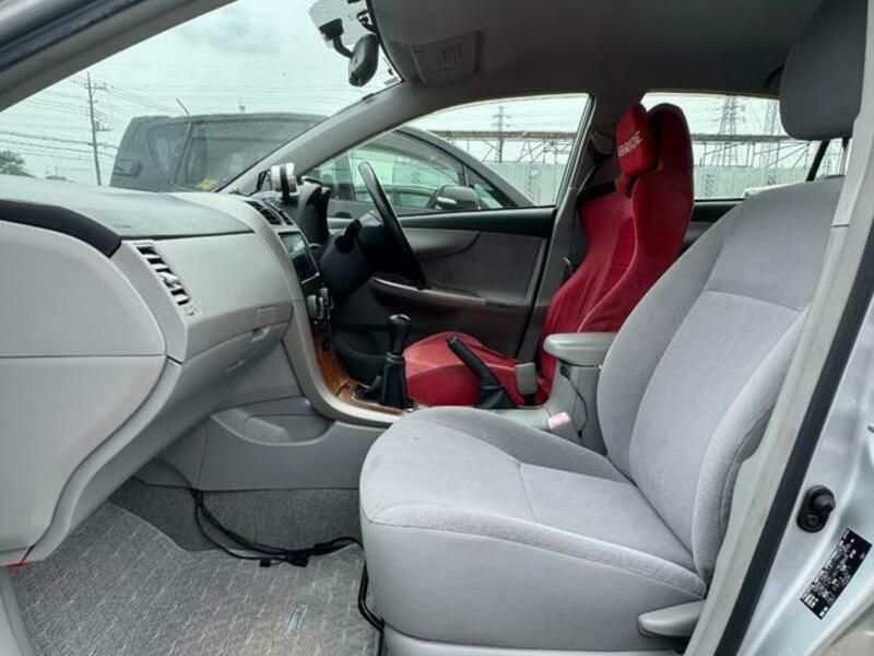 COROLLA AXIO