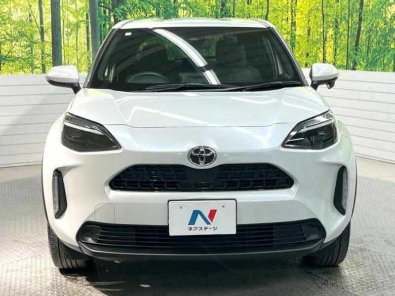 YARIS CROSS