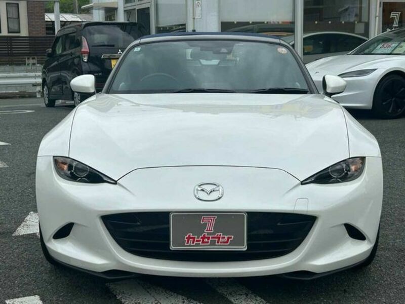 ROADSTER