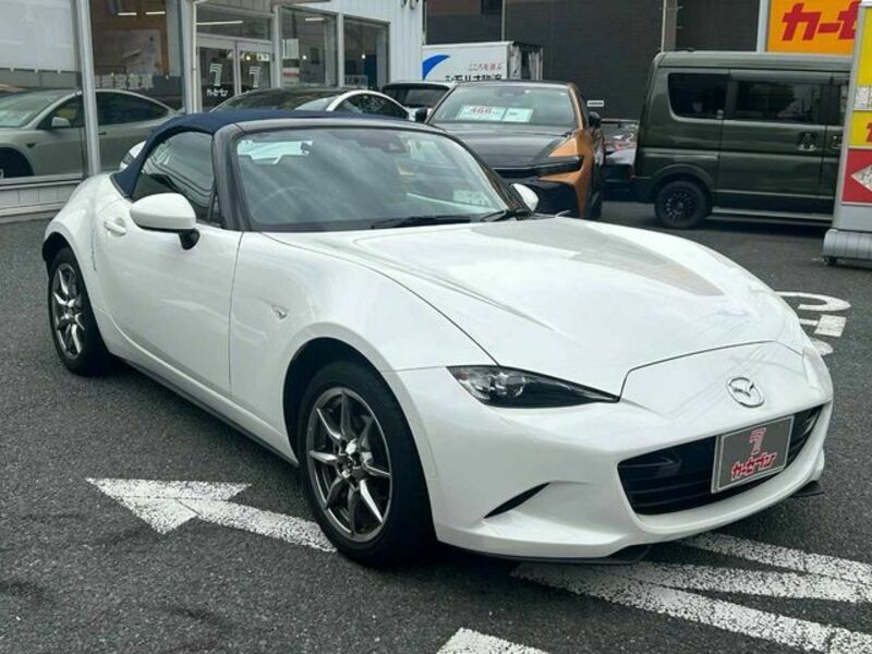 ROADSTER