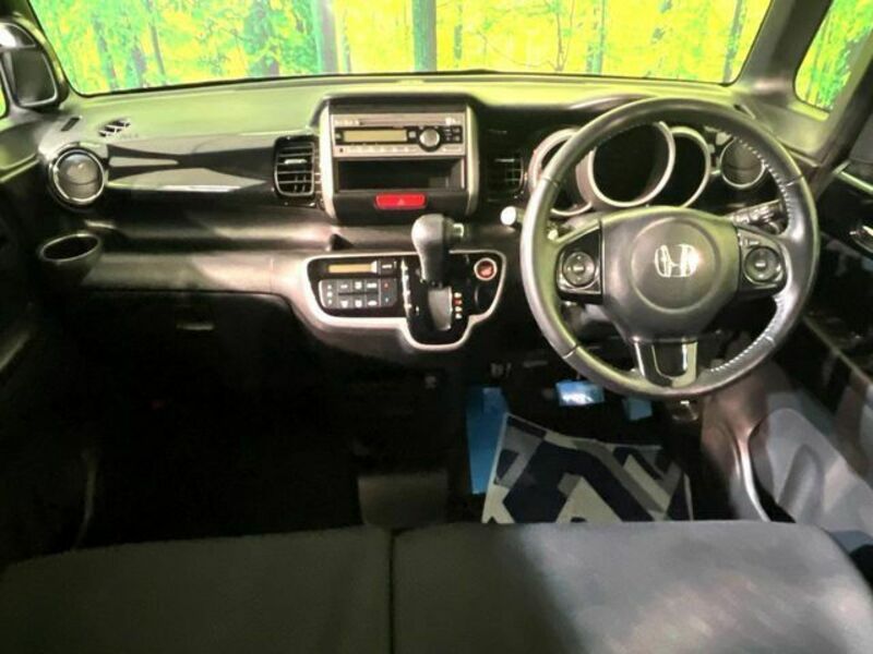 N BOX CUSTOM
