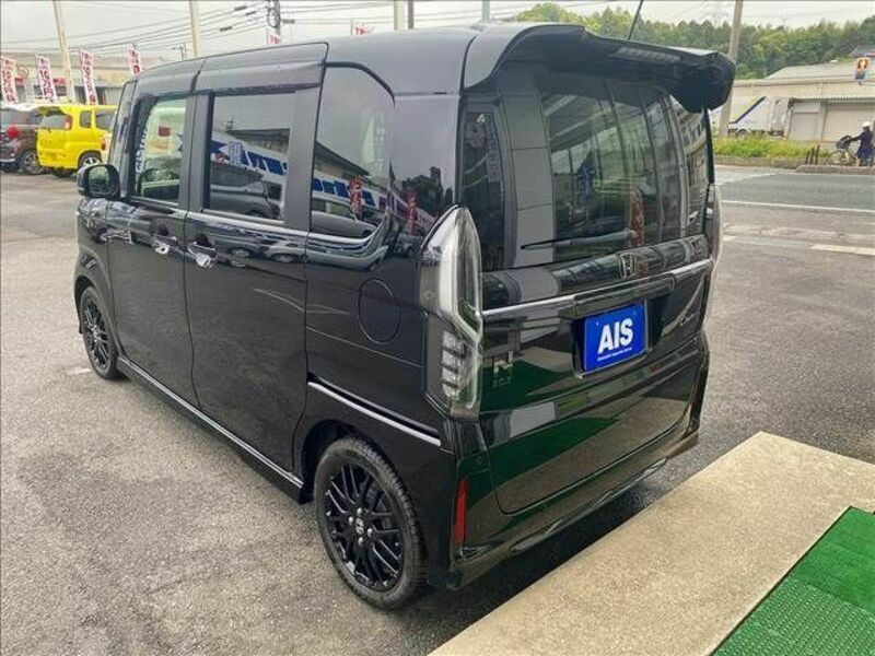 N BOX CUSTOM