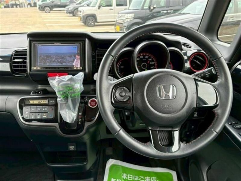 N BOX CUSTOM