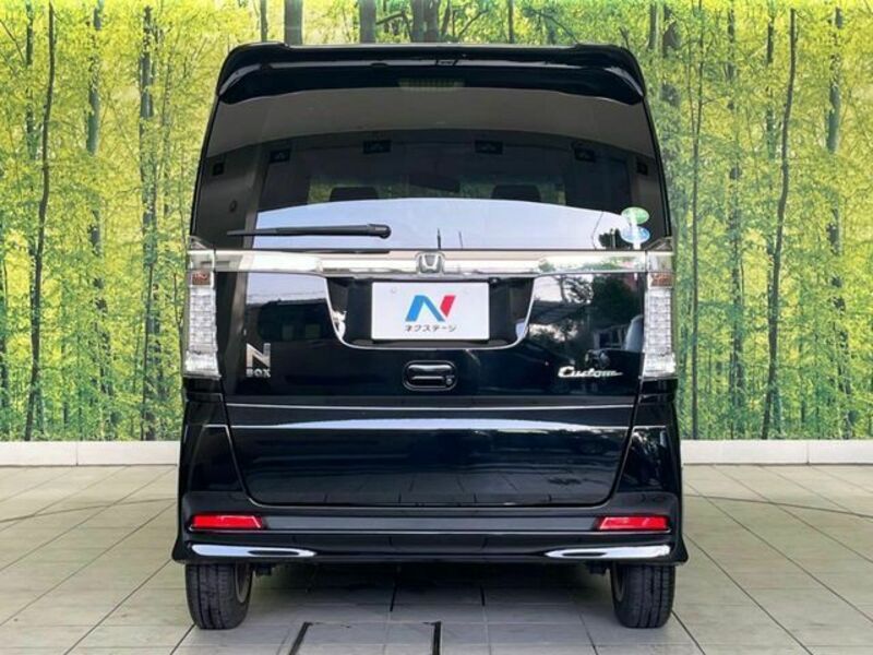 N BOX CUSTOM