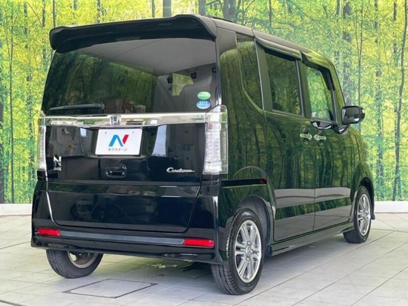 N BOX CUSTOM