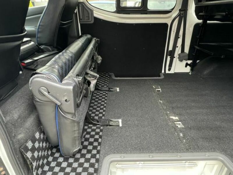 NV350 CARAVAN