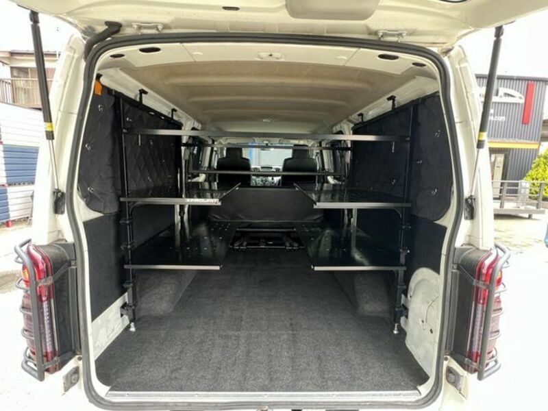 NV350 CARAVAN