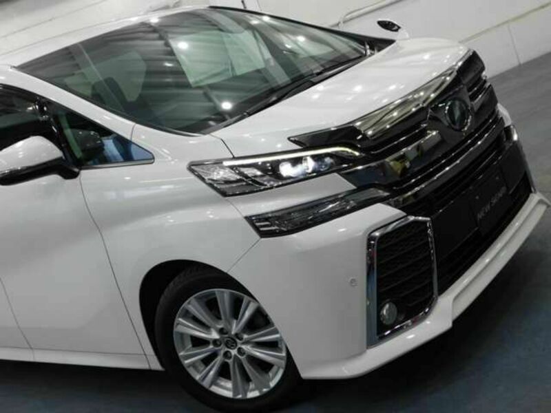 VELLFIRE-5