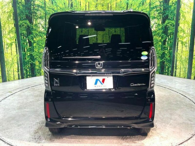 N BOX CUSTOM