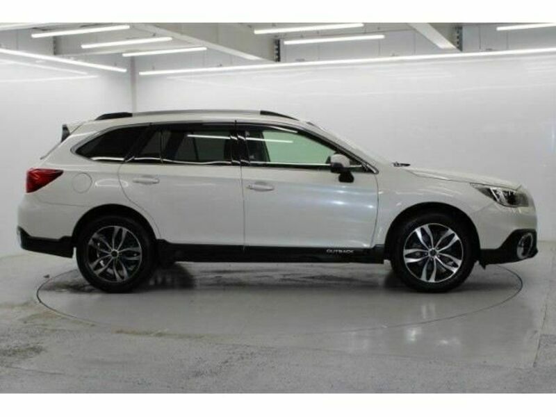 LEGACY OUTBACK