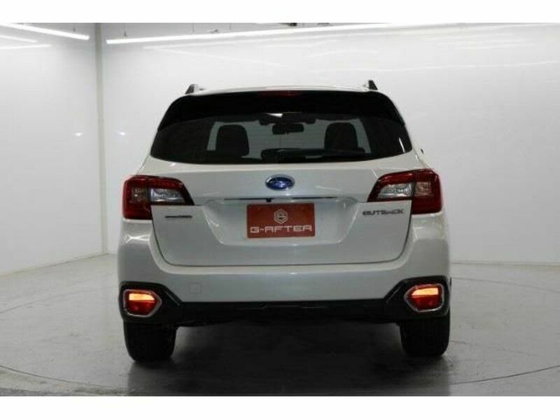 LEGACY OUTBACK