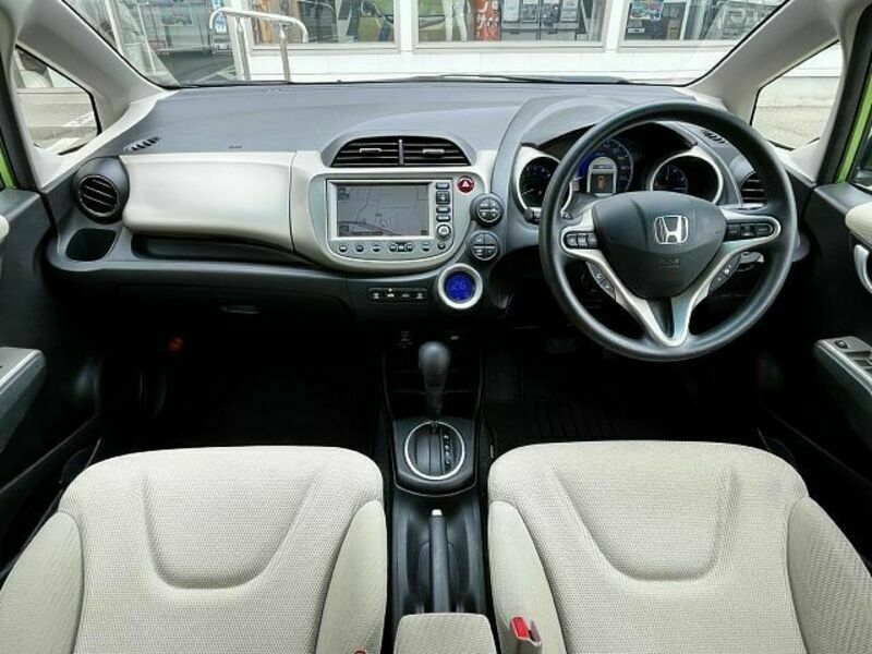 FIT HYBRID