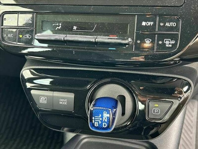 PRIUS-5