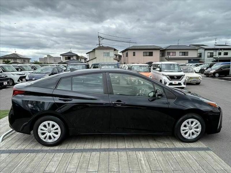 PRIUS-9