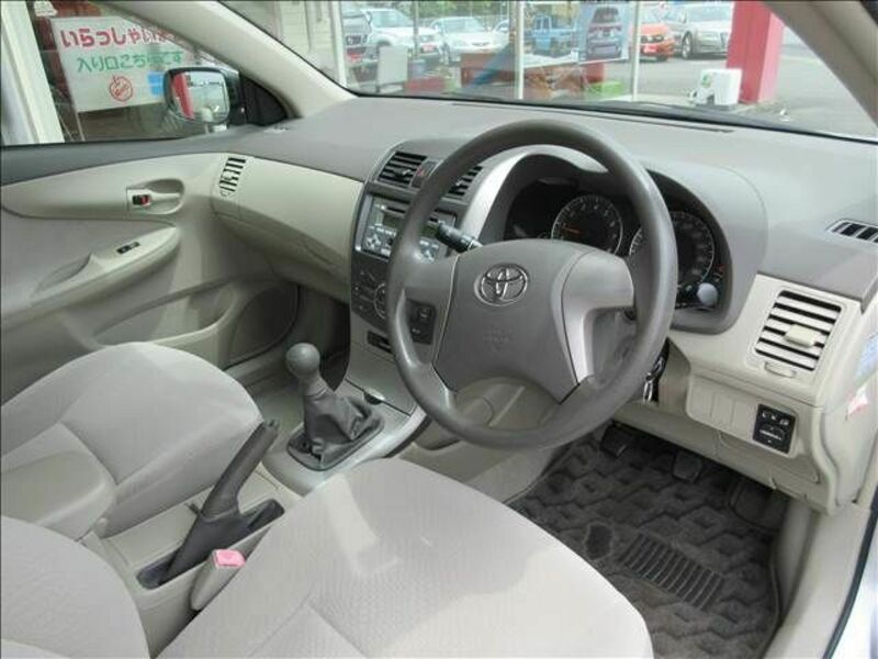 COROLLA AXIO