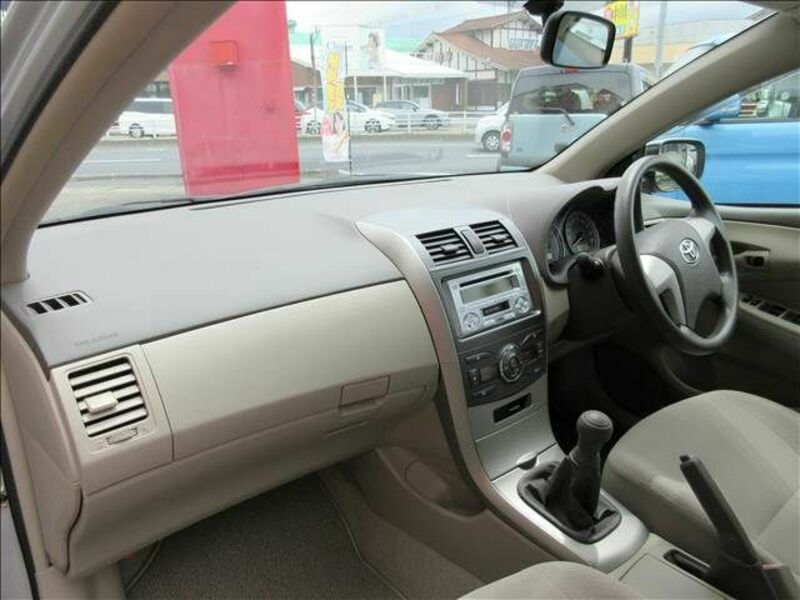 COROLLA AXIO
