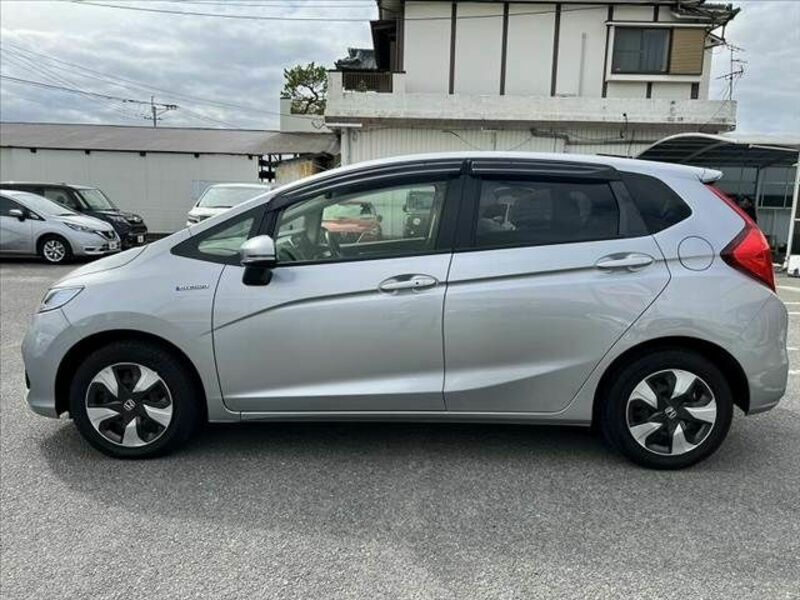 FIT HYBRID-10