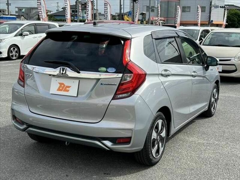 FIT HYBRID-12