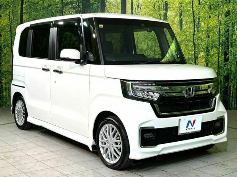 N BOX CUSTOM