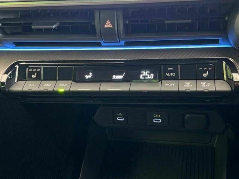 PRIUS-7