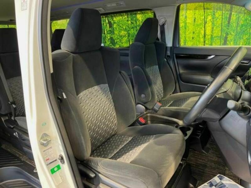 VELLFIRE-7