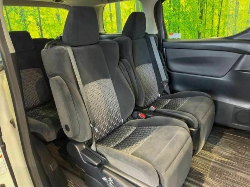 VELLFIRE-8